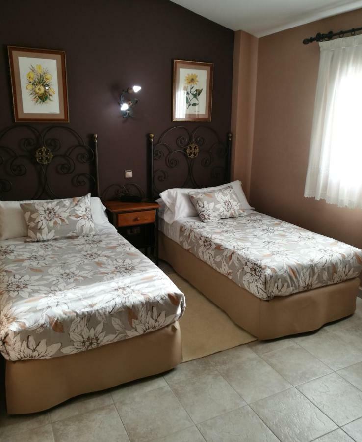 Posada Del Camino Real Torrelaguna Extérieur photo