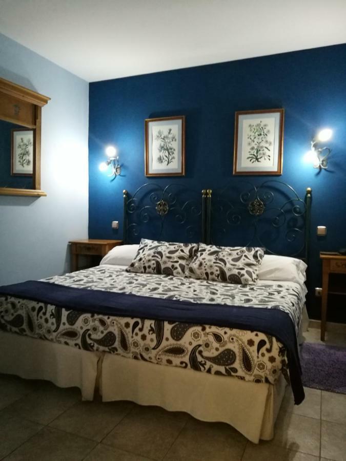 Posada Del Camino Real Torrelaguna Extérieur photo