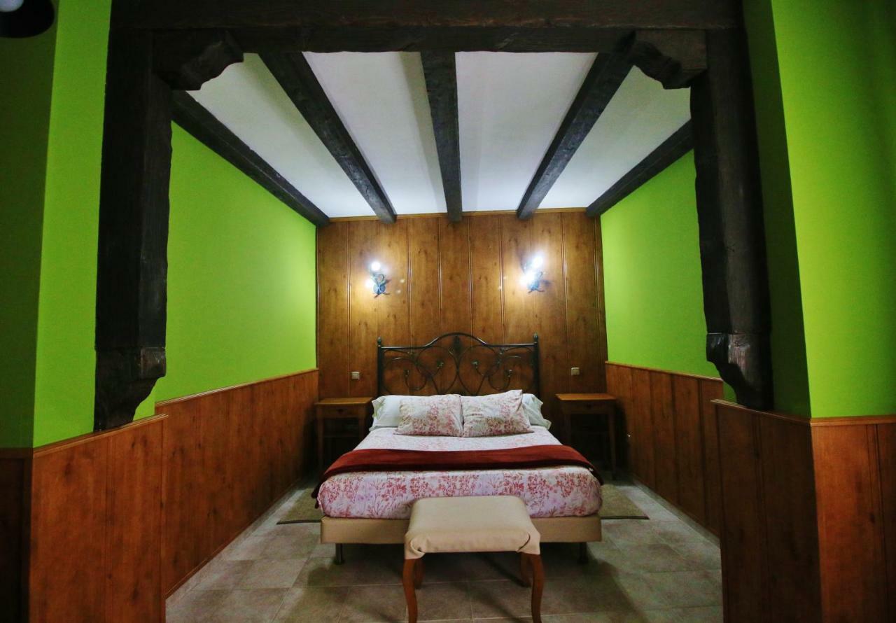 Posada Del Camino Real Torrelaguna Extérieur photo