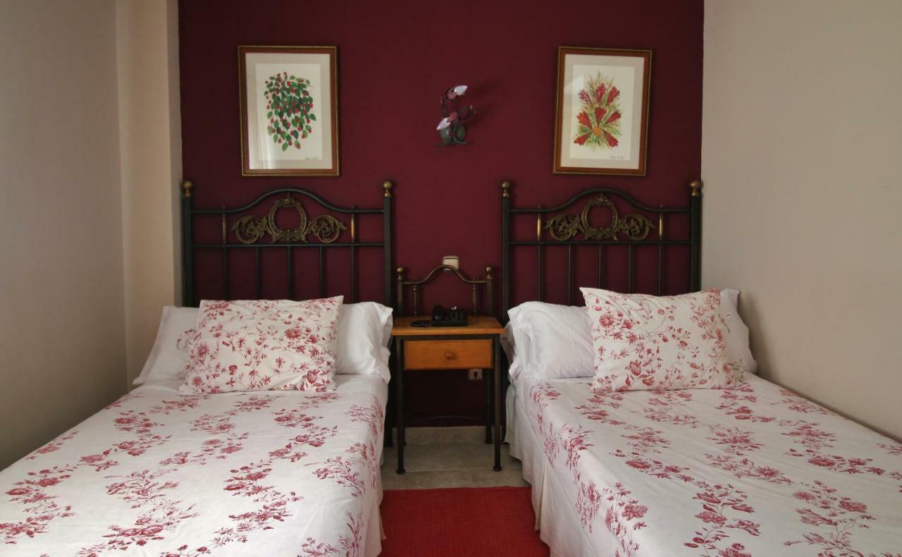 Posada Del Camino Real Torrelaguna Extérieur photo